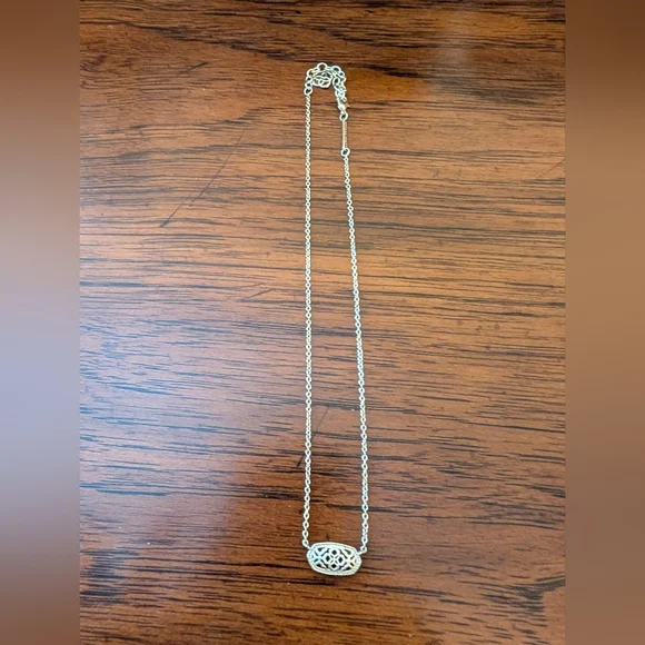 Kendra Scott Necklace - Picture 1 of 2